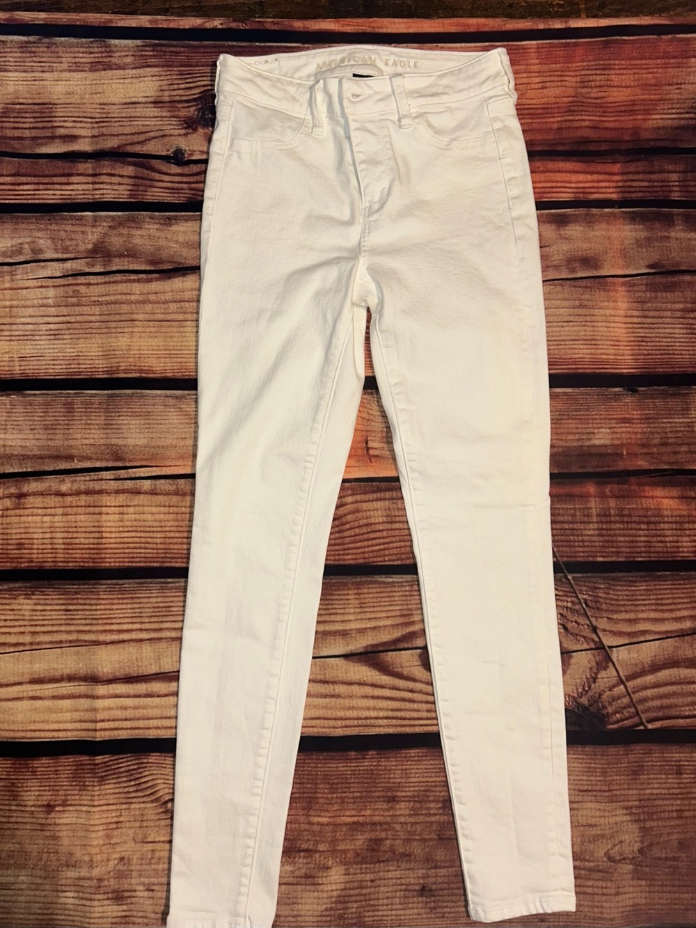 American Eagle Outfitters White High-Rise Skinny Jeans